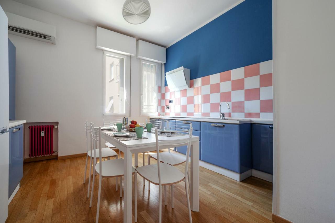Sant'Orsola Colorful Huge Apartment Болонья Экстерьер фото