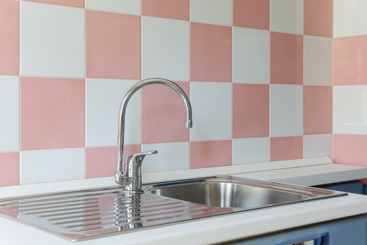 Sant'Orsola Colorful Huge Apartment Болонья Экстерьер фото
