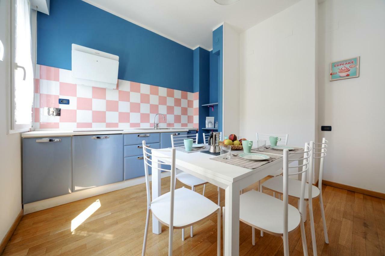 Sant'Orsola Colorful Huge Apartment Болонья Экстерьер фото