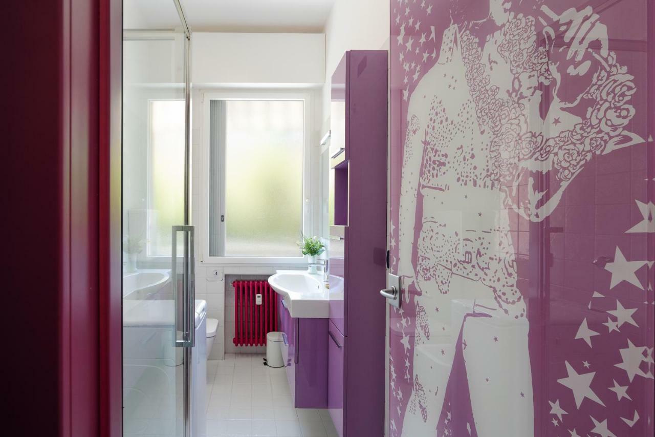 Sant'Orsola Colorful Huge Apartment Болонья Экстерьер фото